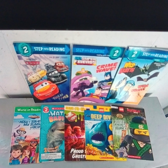 Learning to read books. Lot of 8 - Picture 1 of 9